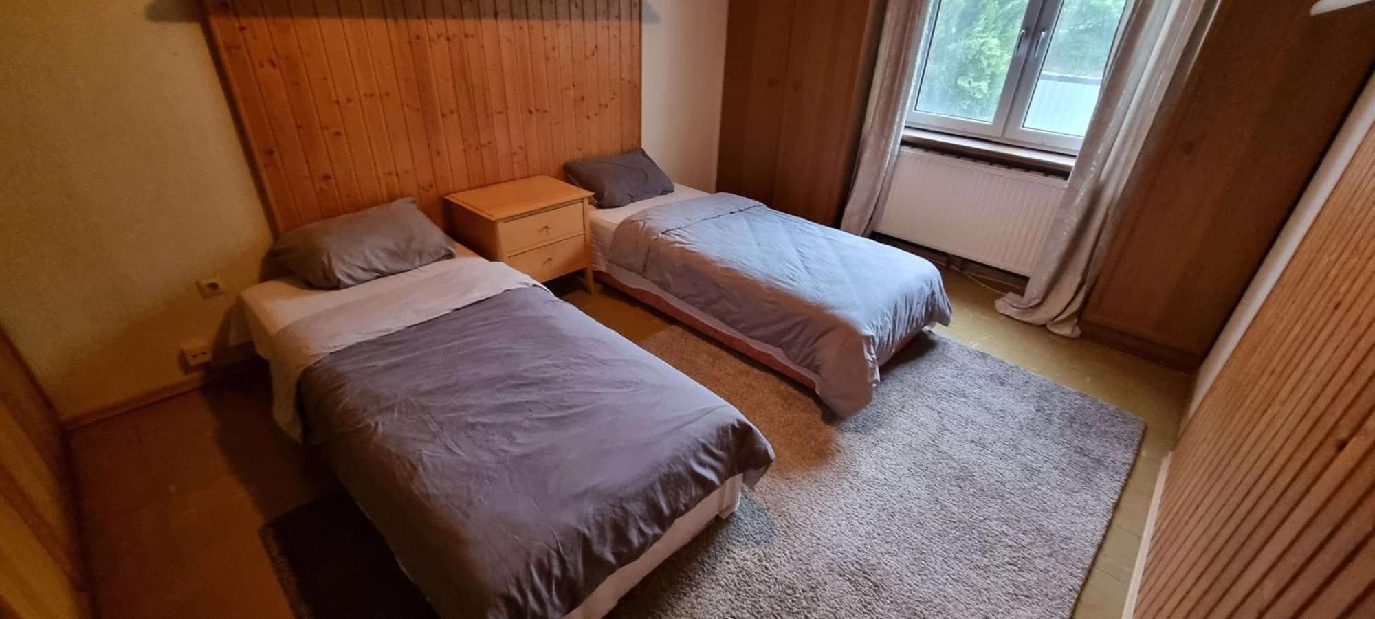 In 2 Bedrooms - 3 Beds Apartment Fischamend