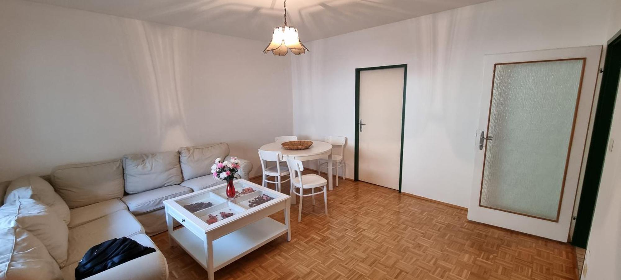 Apartment In 2 Bedrooms - 3 Beds Fischamend