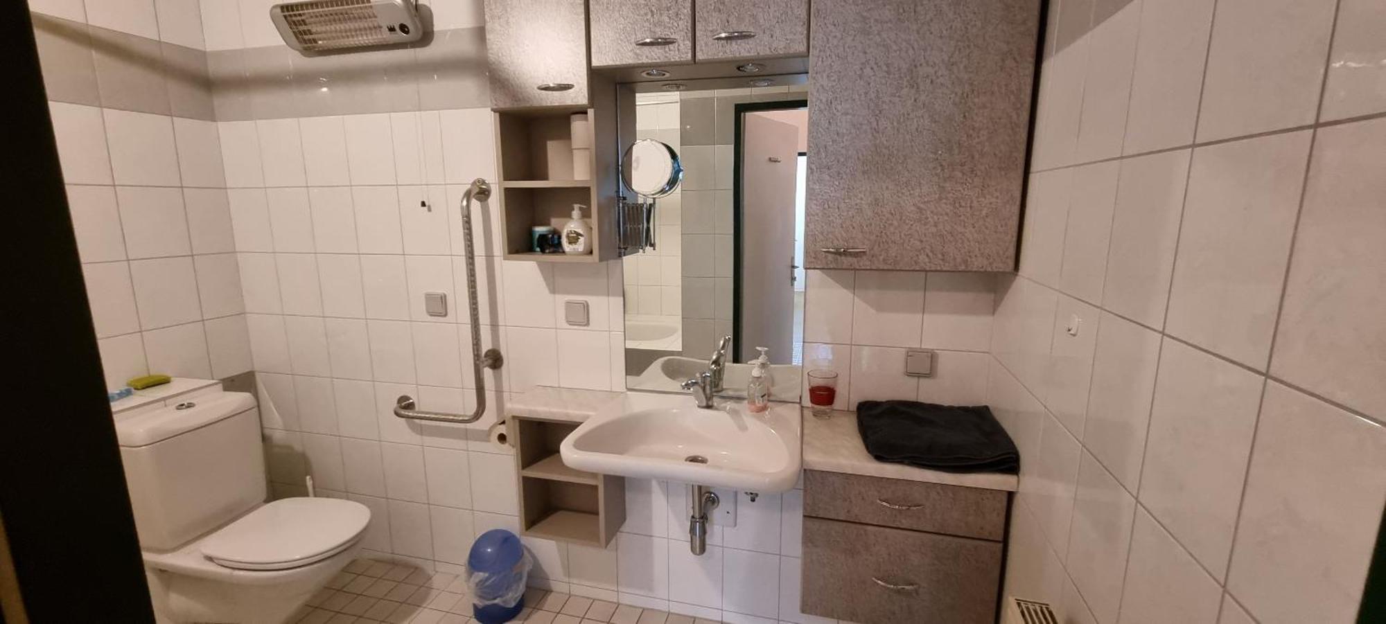 In 2 Bedrooms - 3 Beds