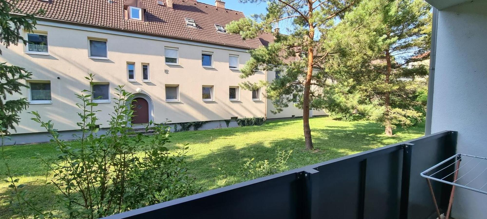 Apartment In 2 Bedrooms - 3 Beds *