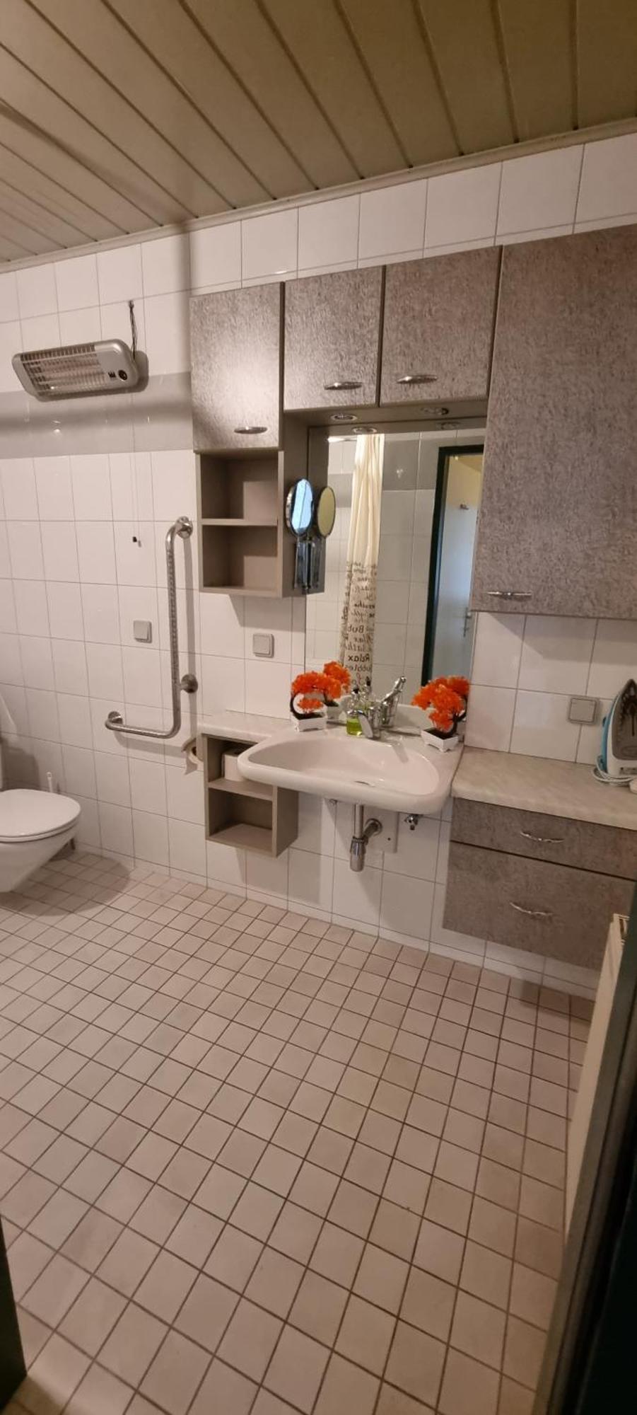 In 2 Bedrooms - 3 Beds Apartment *